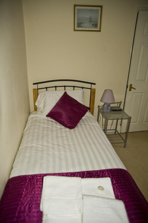 The Three Horseshoes Hotell Alton  Eksteriør bilde